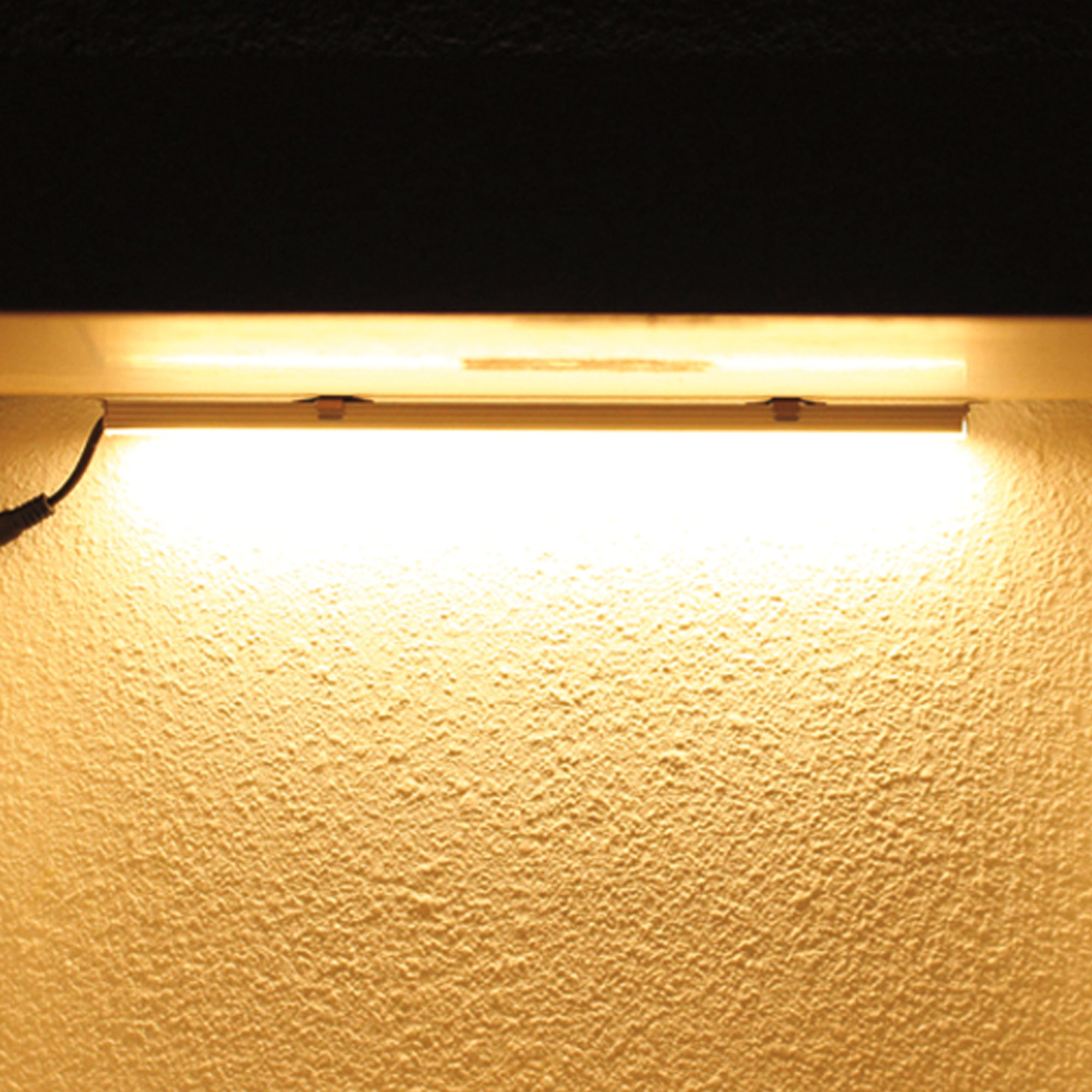 BN250 indoor surface mount LED aluminum profile wall lighting application for linear LED strips